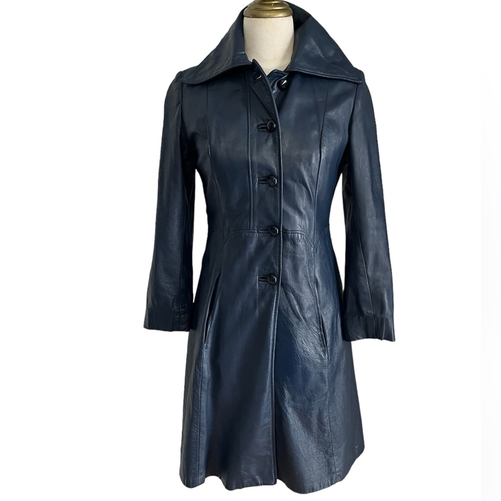 *VINTAGE C. 1970s NAVY BLUE LEATHER COAT